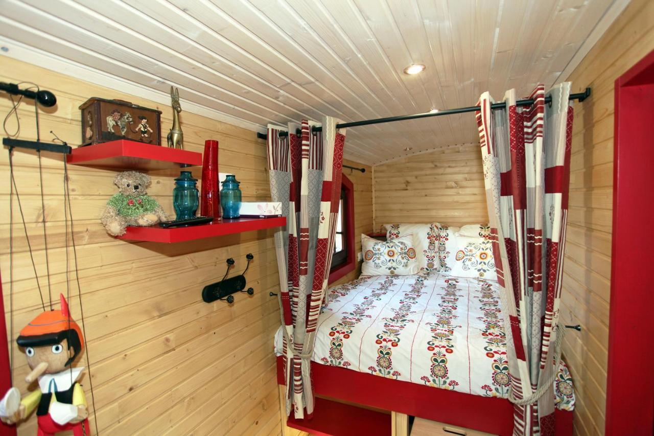 Les Perelles Bed & Breakfast Saint-Vigor-le-Grand ภายนอก รูปภาพ