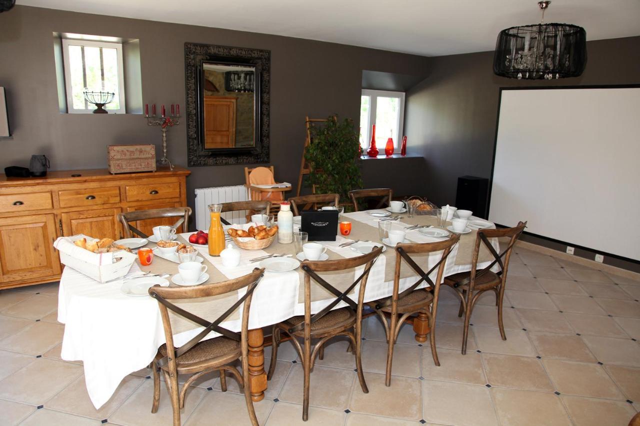 Les Perelles Bed & Breakfast Saint-Vigor-le-Grand ภายนอก รูปภาพ
